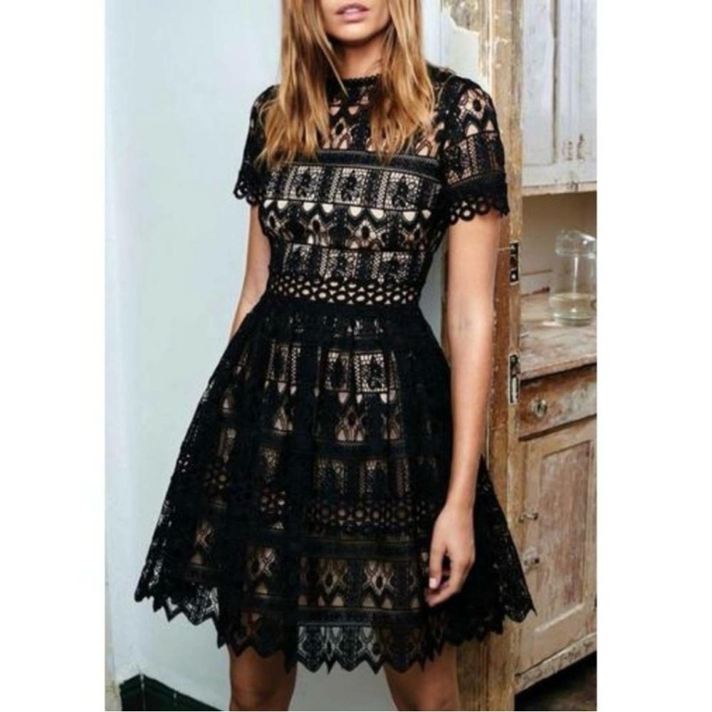 Alexis Lula Guipure Lace Eyelet Short Sleeve Mini Dress Black Women’s Medium